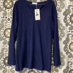NWT: Long sleeve V-neck Top